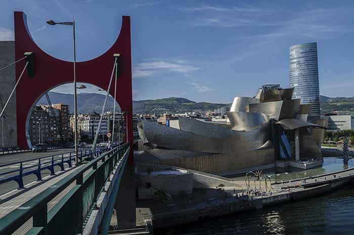 Vizcaya - Bilbao - museo Guggenheim 01.jpg